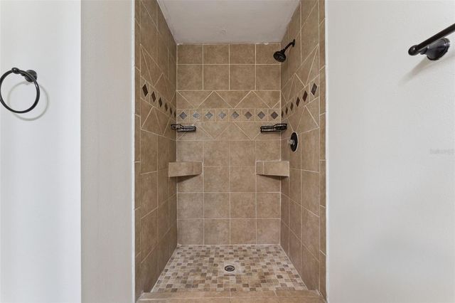 2142 KENDALL COURT, Deltona, FL 32738