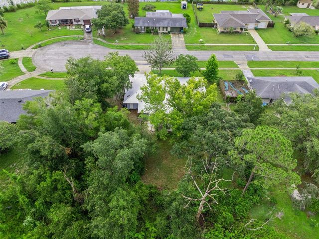 2142 KENDALL COURT, Deltona, FL 32738