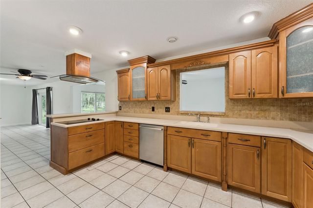 2142 KENDALL COURT, Deltona, FL 32738
