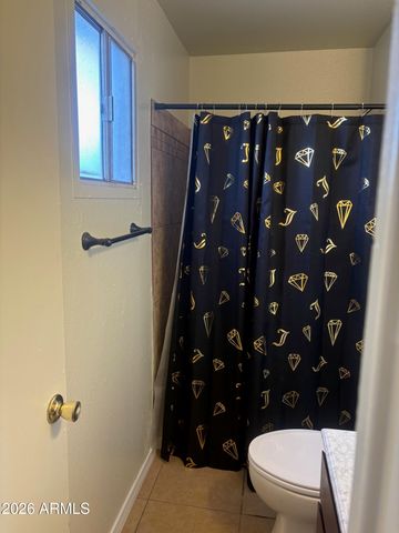 8048 W HAZELWOOD Street, Phoenix, AZ 85033