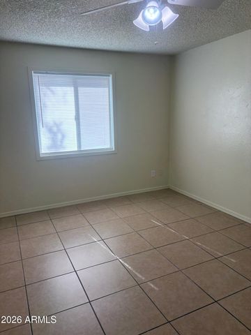 8048 W HAZELWOOD Street, Phoenix, AZ 85033