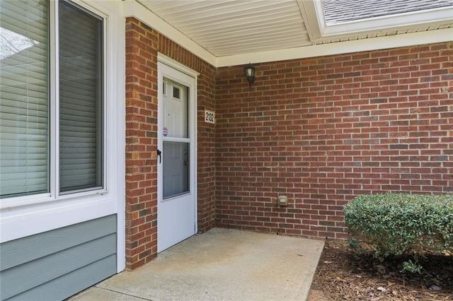 2132 Carefree Circle 10, Marietta, GA 30062