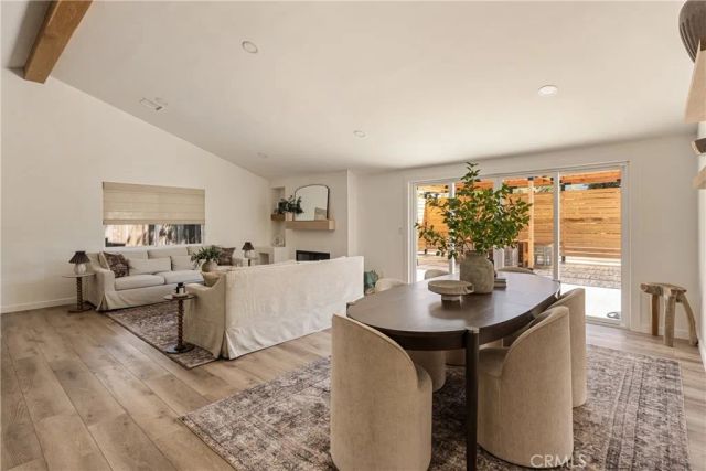 1133 El Camino, Costa Mesa, CA 92626