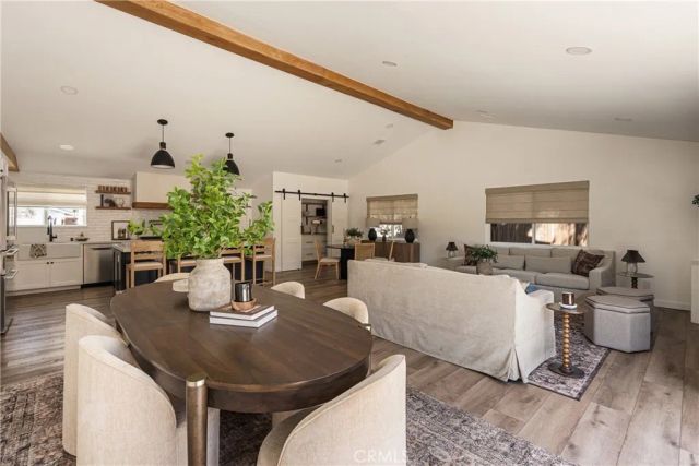 1133 El Camino, Costa Mesa, CA 92626
