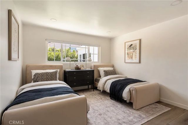 1133 El Camino, Costa Mesa, CA 92626