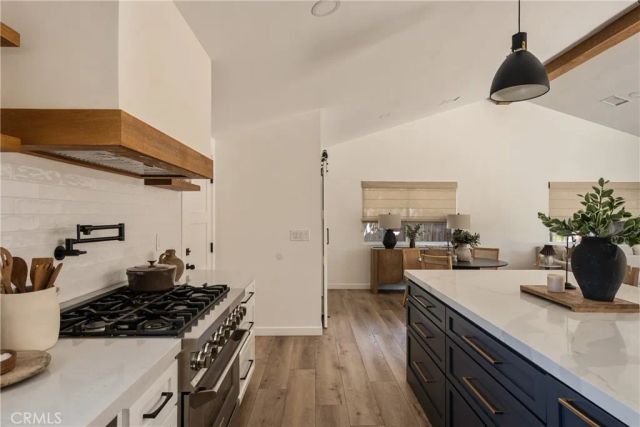 1133 El Camino, Costa Mesa, CA 92626