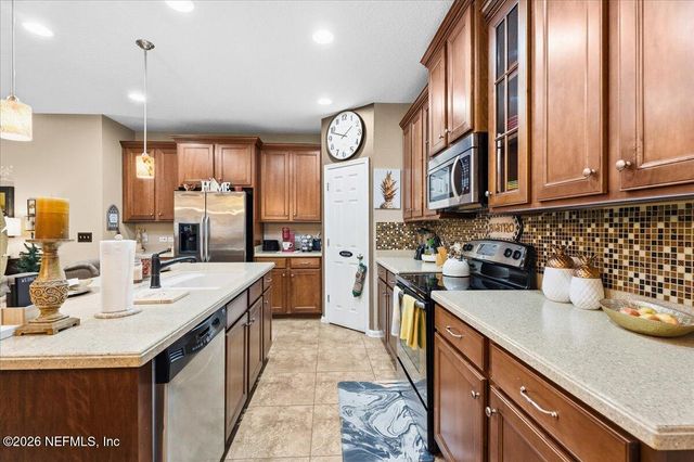 11251 ROBERT MASTERS Court, Jacksonville, FL 32218