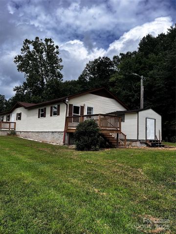 237 Q P Lane, Hendersonville, NC 28792