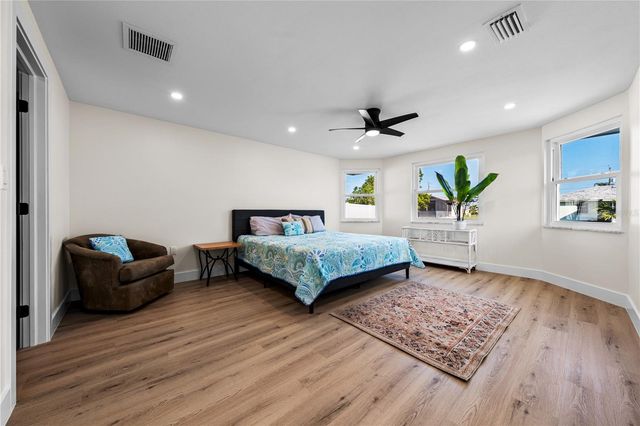 114 FRANCIS DRIVE NE, Port Charlotte, FL 33952