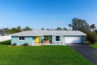 114 FRANCIS DRIVE NE, Port Charlotte, FL 33952