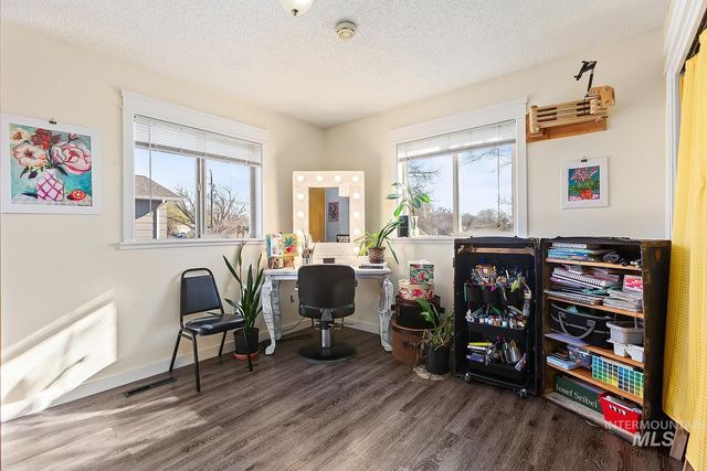 717 Cedar Ave, Lewiston, ID 83501
