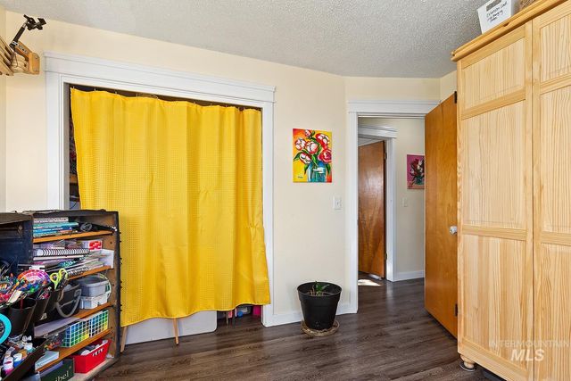 717 Cedar Ave, Lewiston, ID 83501