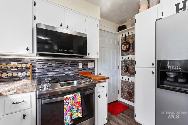 717 Cedar Ave, Lewiston, ID 83501