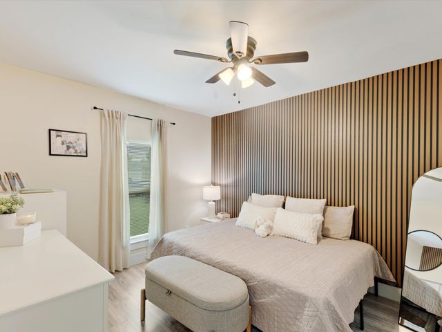 825 Cherry Hills Drive, Lancaster, TX 75134