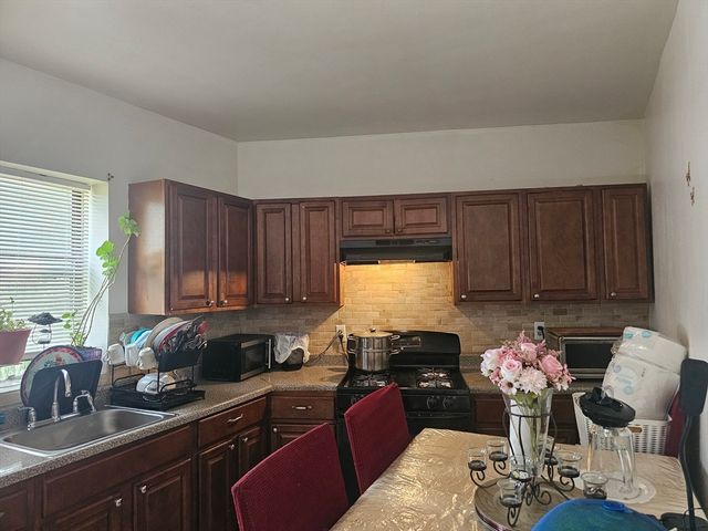 38 Browning Ave,, Boston, MA 02124