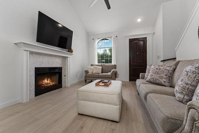 1409 Lantern Light DR, Round Rock, TX 78681