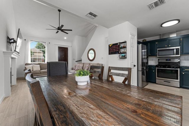 1409 Lantern Light DR, Round Rock, TX 78681