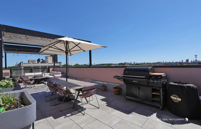 1555 N Talman Avenue 3D, Chicago, IL 60622
