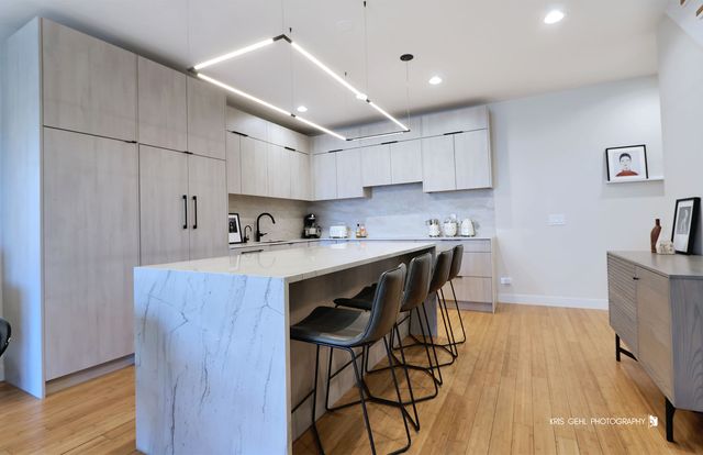 1555 N Talman Avenue 3D, Chicago, IL 60622