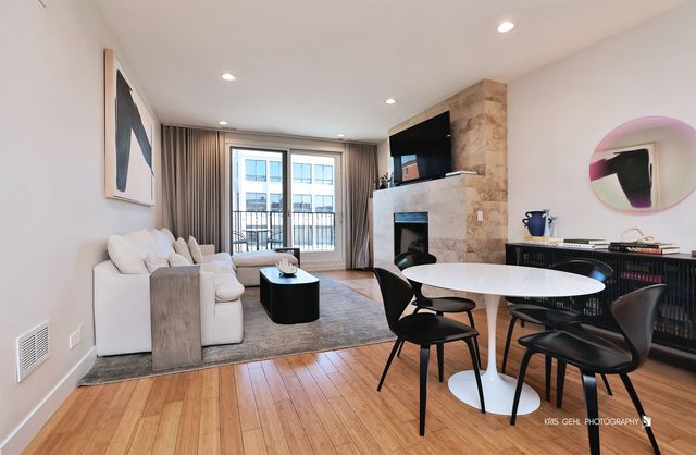 1555 N Talman Avenue 3D, Chicago, IL 60622