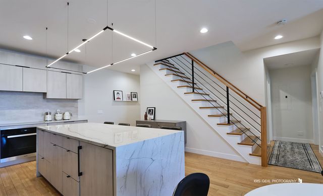 1555 N Talman Avenue 3D, Chicago, IL 60622