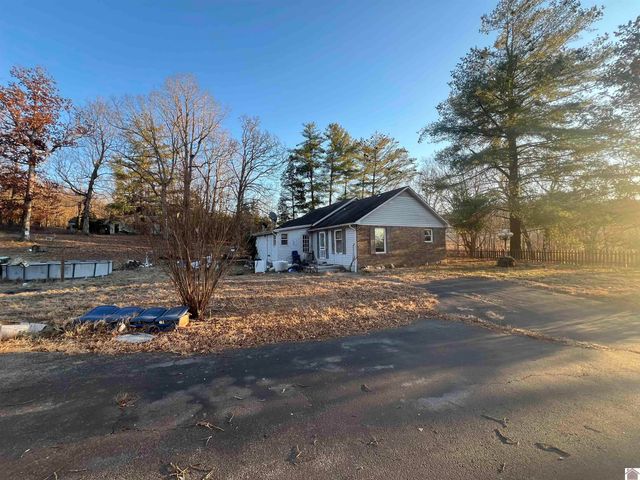 1334 State Route 1668, Marion, KY 42064