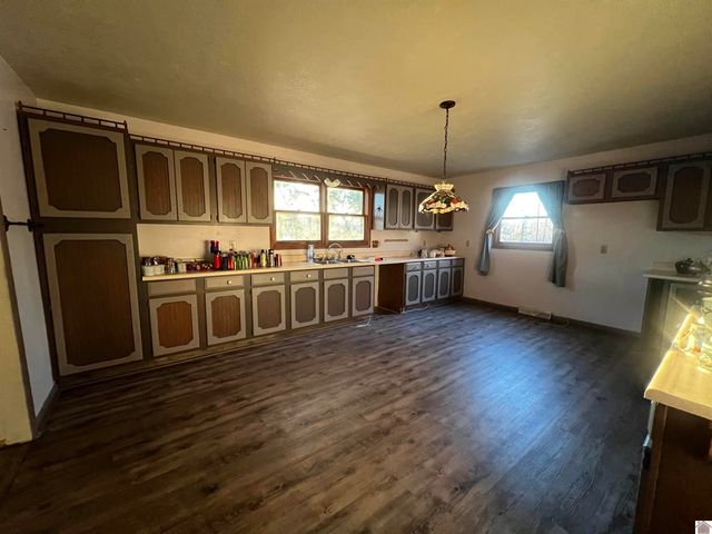 1334 State Route 1668, Marion, KY 42064