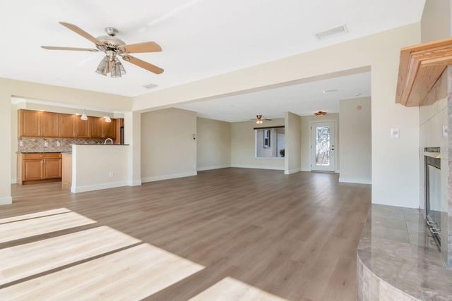 775 119TH AVENUE, Treasure Island, FL 33706