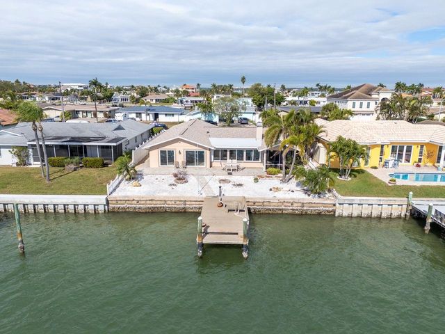 775 119TH AVENUE, Treasure Island, FL 33706