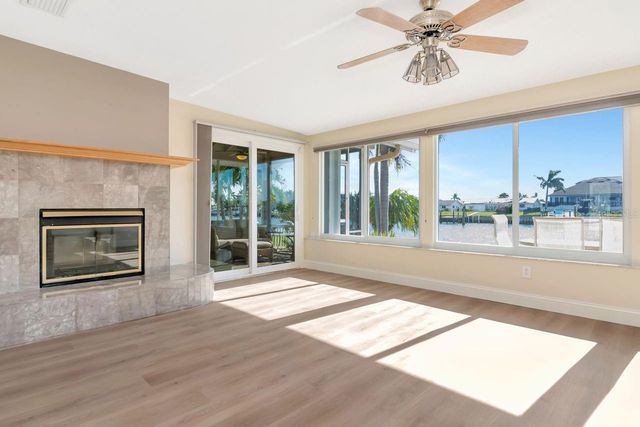 775 119TH AVENUE, Treasure Island, FL 33706