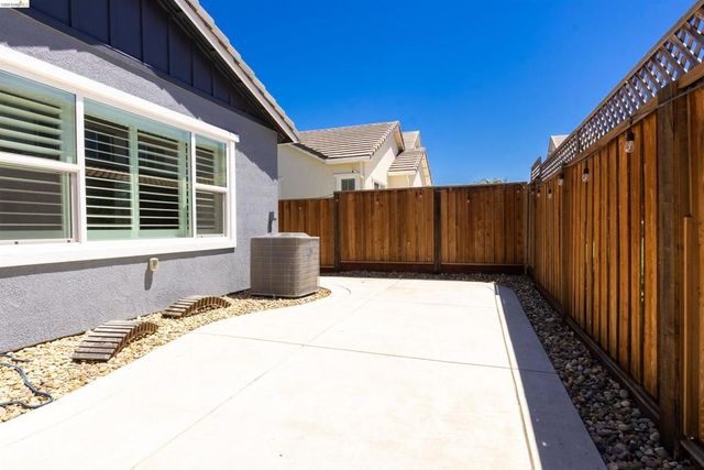 813 Darigold Way, Oakley, CA 94561