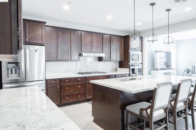 813 Darigold Way, Oakley, CA 94561