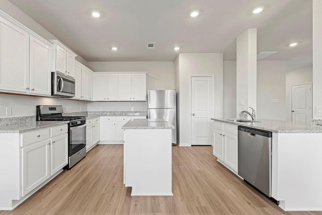 1131 Campside Drive, Beasley, TX 77417