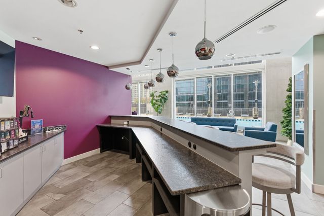 301 Demonbreun St Unit 907, Nashville, TN 37201