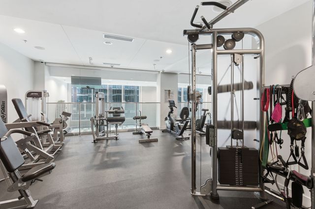 301 Demonbreun St Unit 907, Nashville, TN 37201