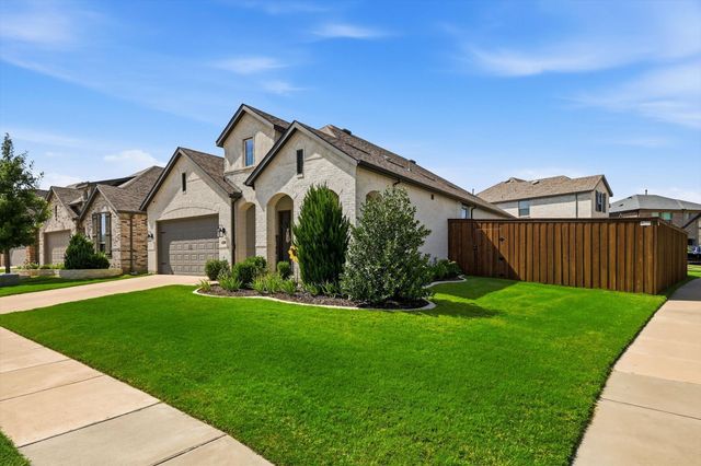 1100 Faringdon Drive, Anna, TX 75409
