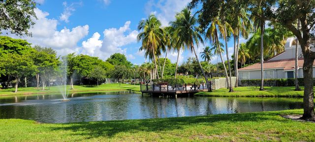 611 Lyons Road 8202, Coconut Creek, FL 33063