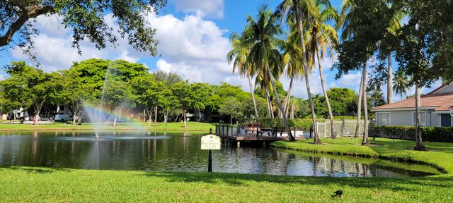 611 Lyons Road 8202, Coconut Creek, FL 33063