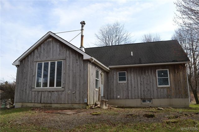 12516 Centerline Road, Wales, NY 14139