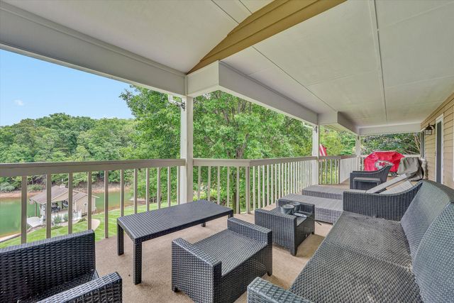 3266 Kemp Ford RD, Union Hall, VA 24176
