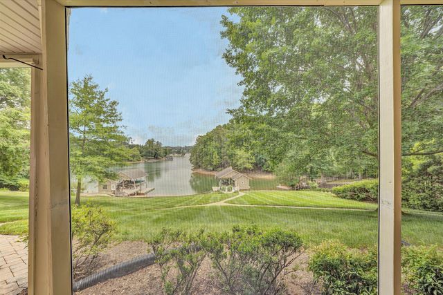 3266 Kemp Ford RD, Union Hall, VA 24176