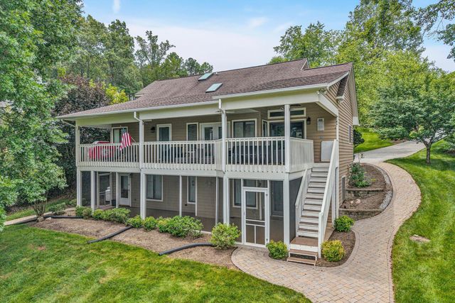 3266 Kemp Ford RD, Union Hall, VA 24176