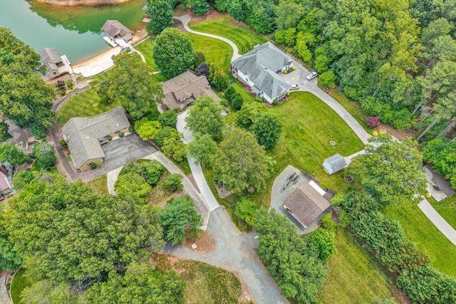 3266 Kemp Ford RD, Union Hall, VA 24176