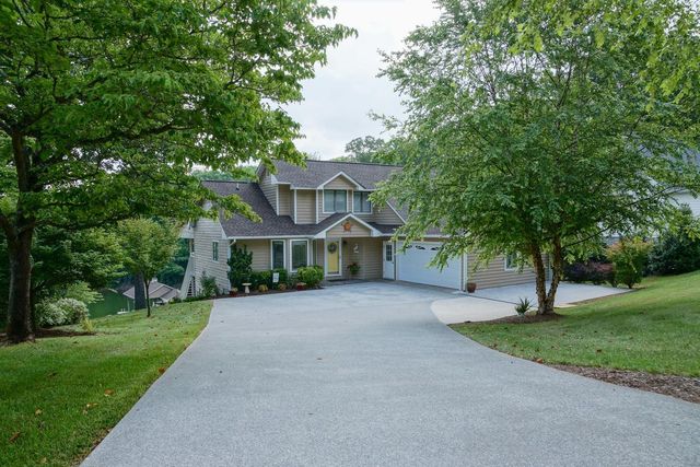 3266 Kemp Ford RD, Union Hall, VA 24176