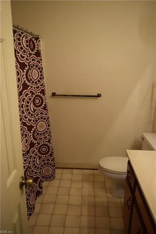 47 Thomas Nelson DR, Hampton, VA 23666