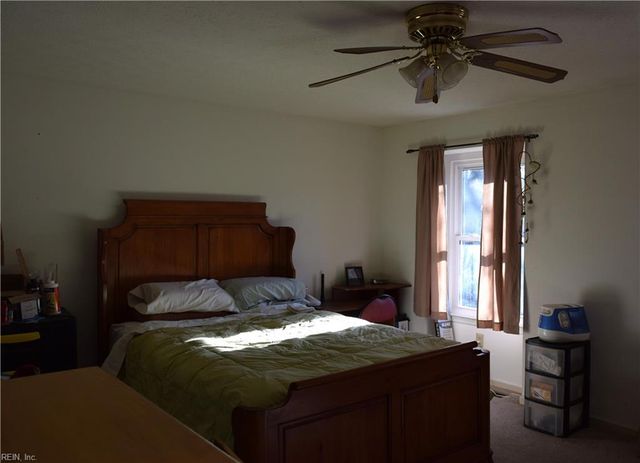 47 Thomas Nelson DR, Hampton, VA 23666