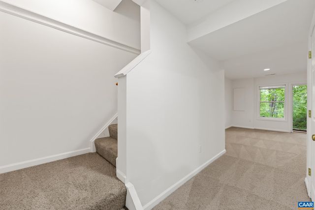 108 Melbourne Park Cir Apt E, Charlottesville, VA 22901