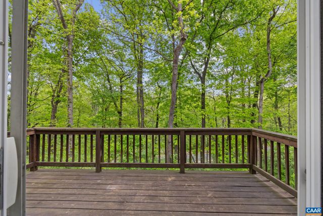 108 Melbourne Park Cir Apt E, Charlottesville, VA 22901
