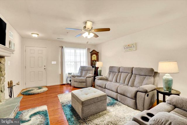 240 PALOMINO WAY, Red Lion, PA 17356