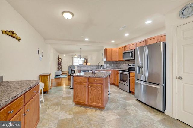 240 PALOMINO WAY, Red Lion, PA 17356